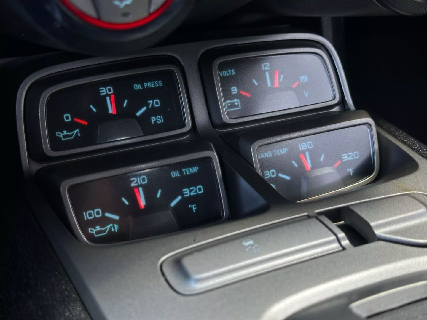 2013 Chevrolet Camaro - Image 39