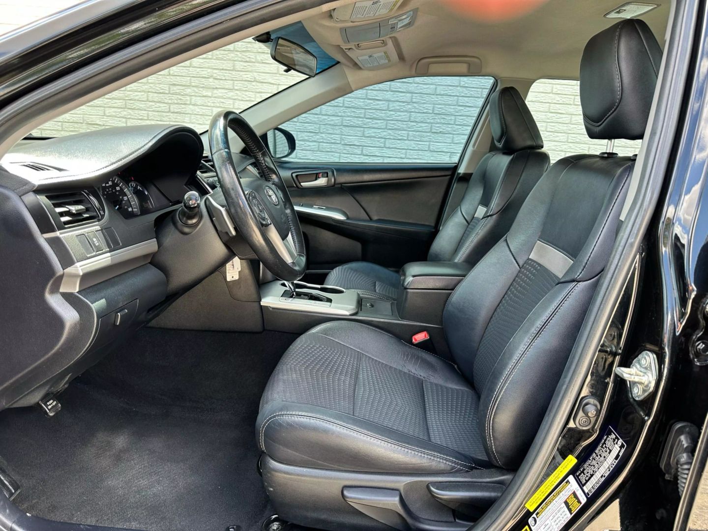 2014 Toyota Camry - Image 14