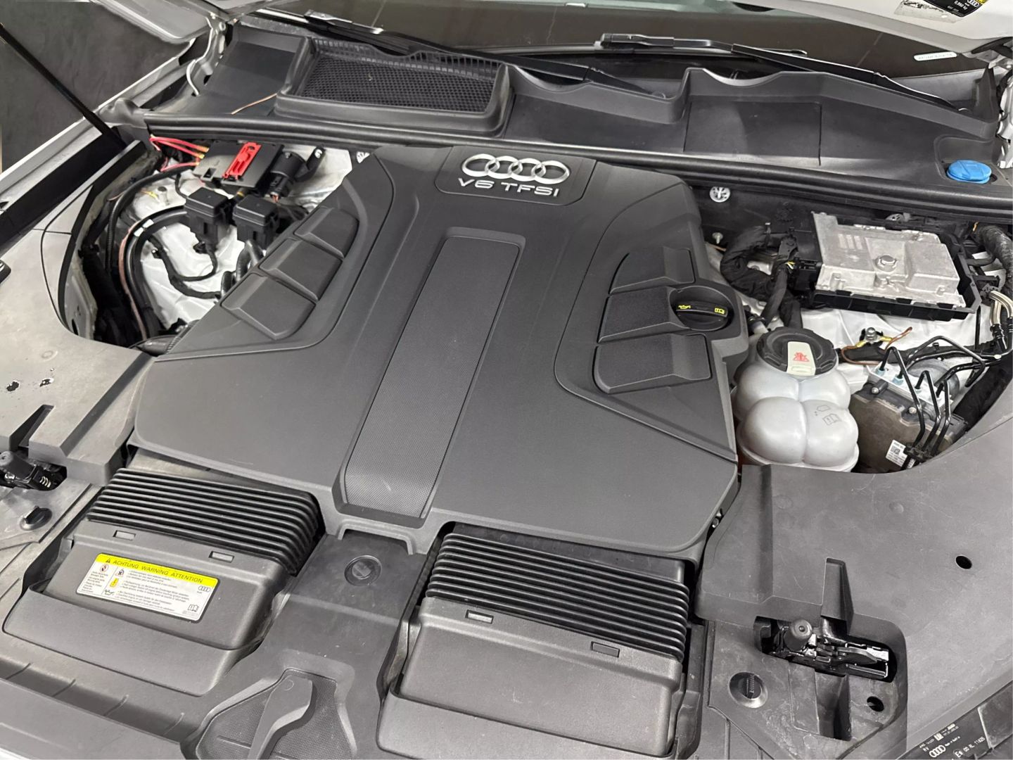 2018 Audi Q7 - Image 9