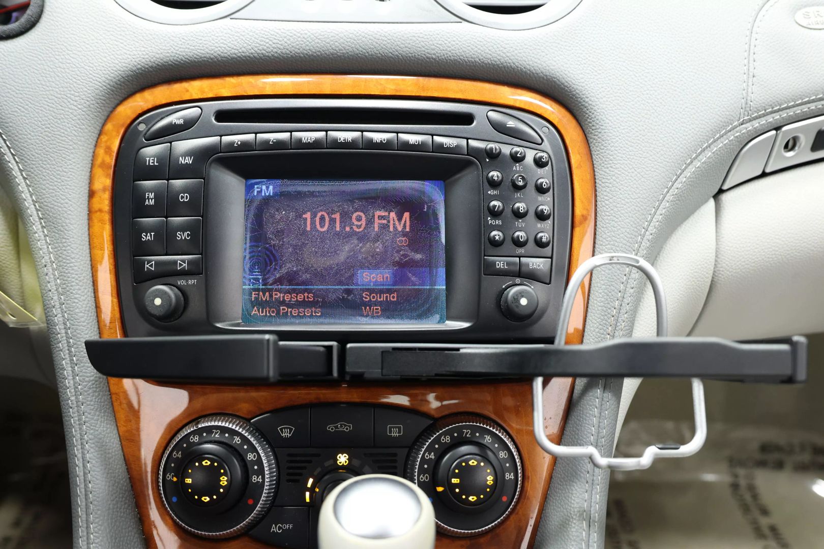 2004 Mercedes-benz Sl-class - Image 33