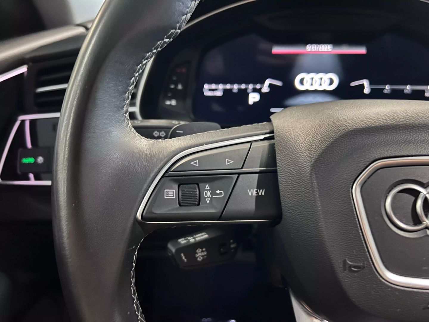 2021 Audi Q8 55 Tfsi Premium Plus Sport Utility 4d - Image 11