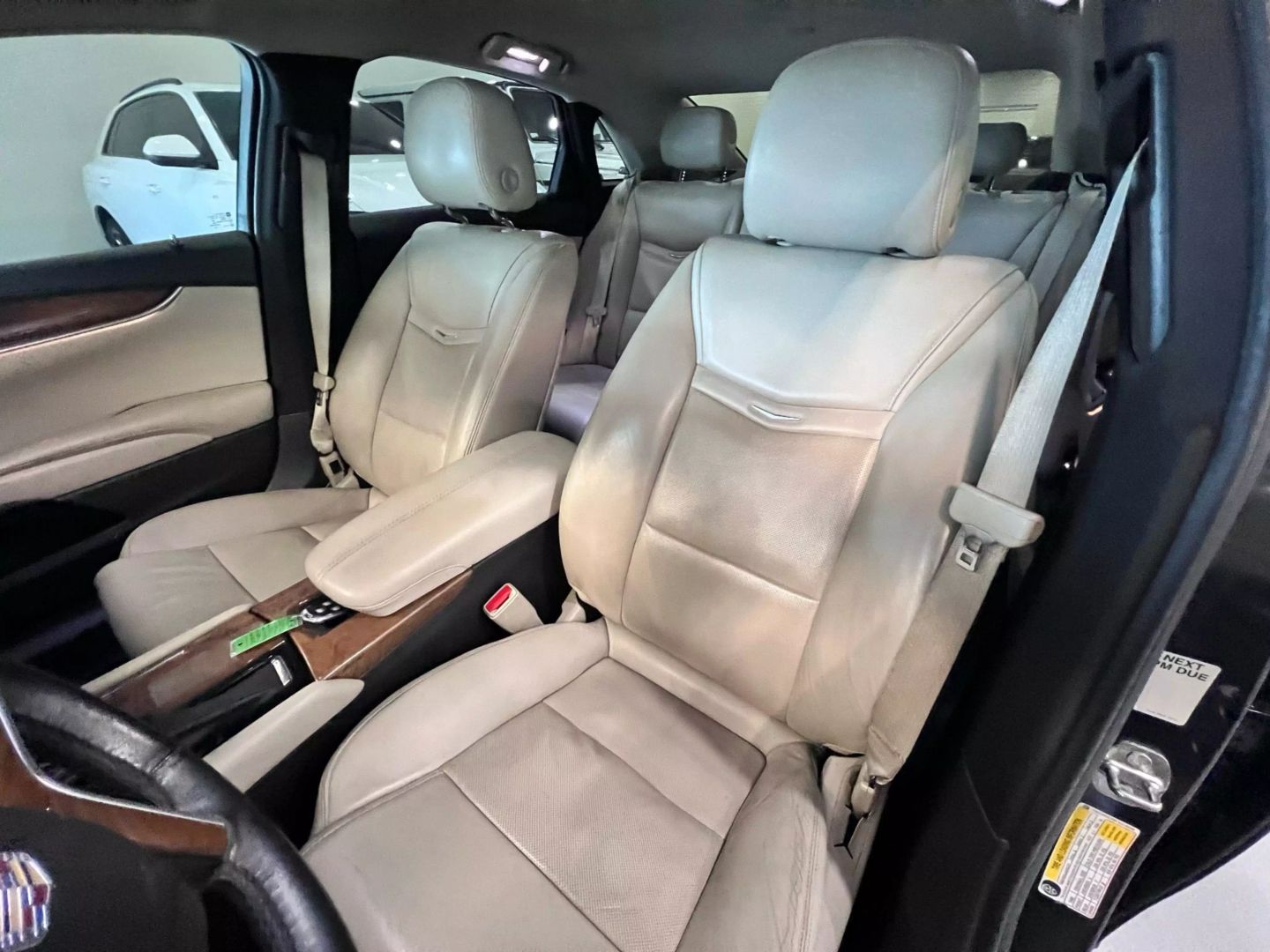 2019 Cadillac Xts Luxury Sedan 4d - Image 10