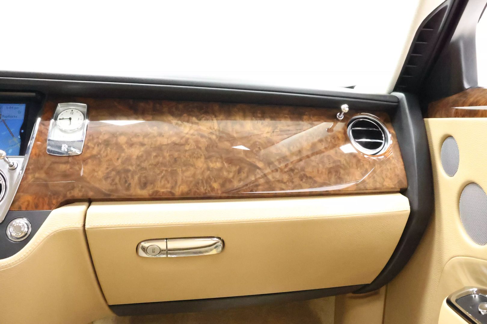 2010 Rolls-royce Ghost - Image 90