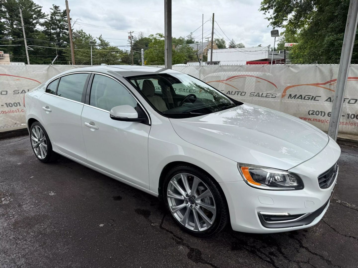 2018 Volvo S60 - Image 7