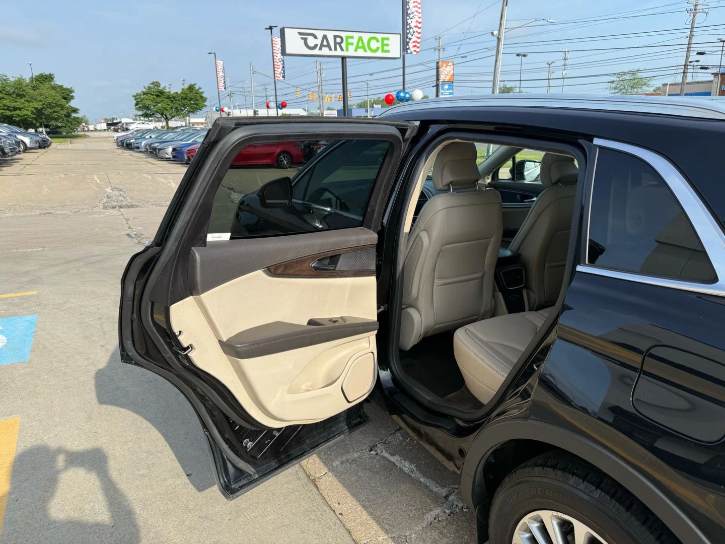 2016 Lincoln Mkx - Image 22