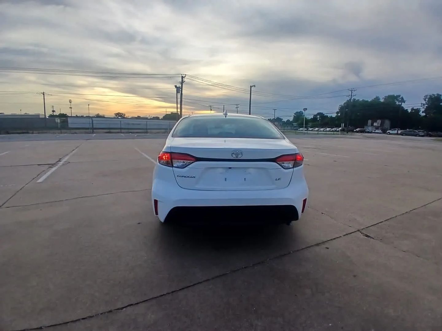 2025 Toyota Corolla - Image 10