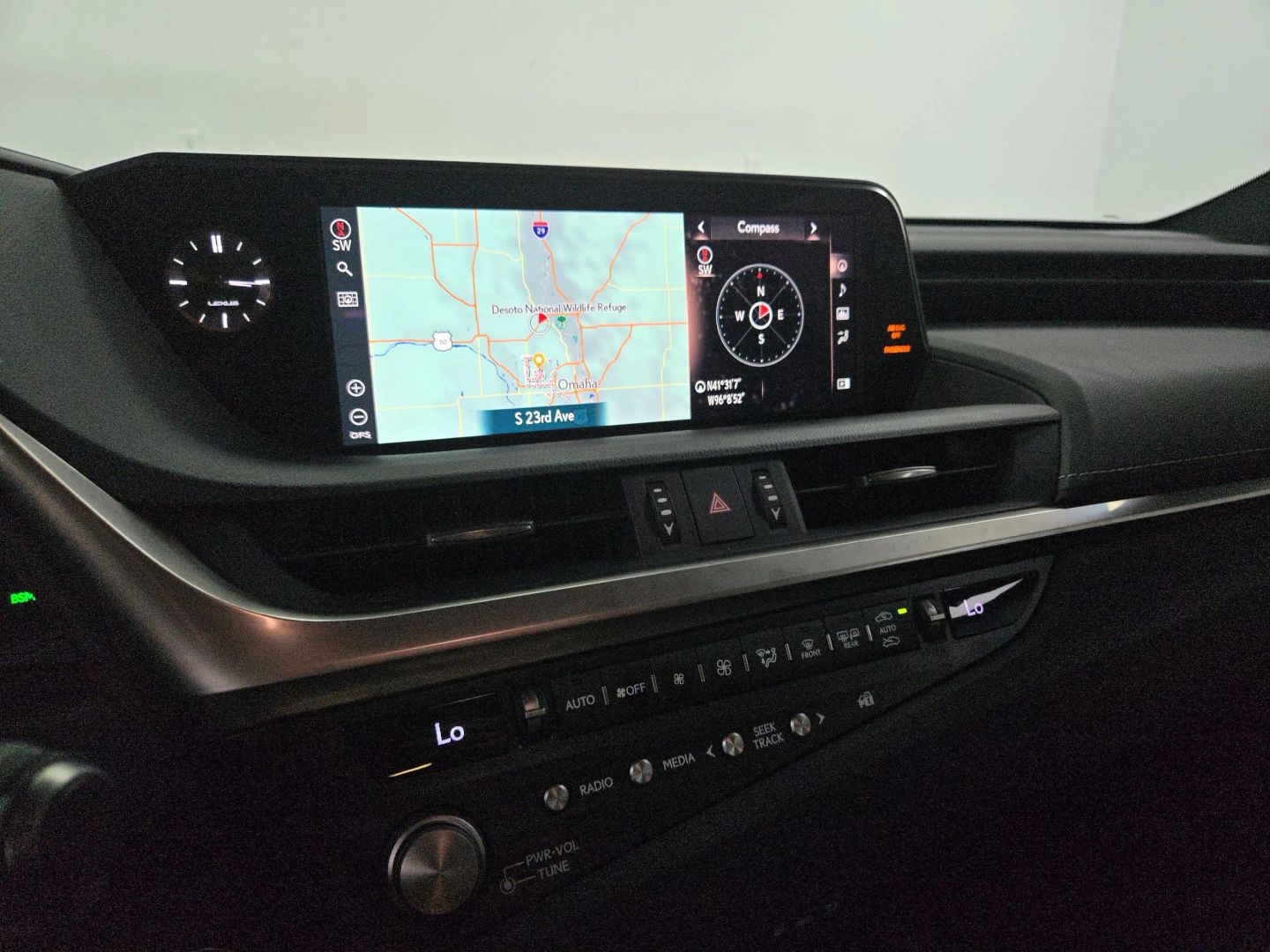 2021 Lexus Es - Image 25