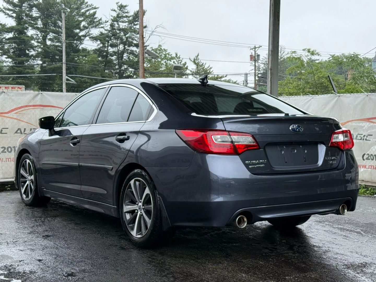2016 Subaru Legacy - Image 9