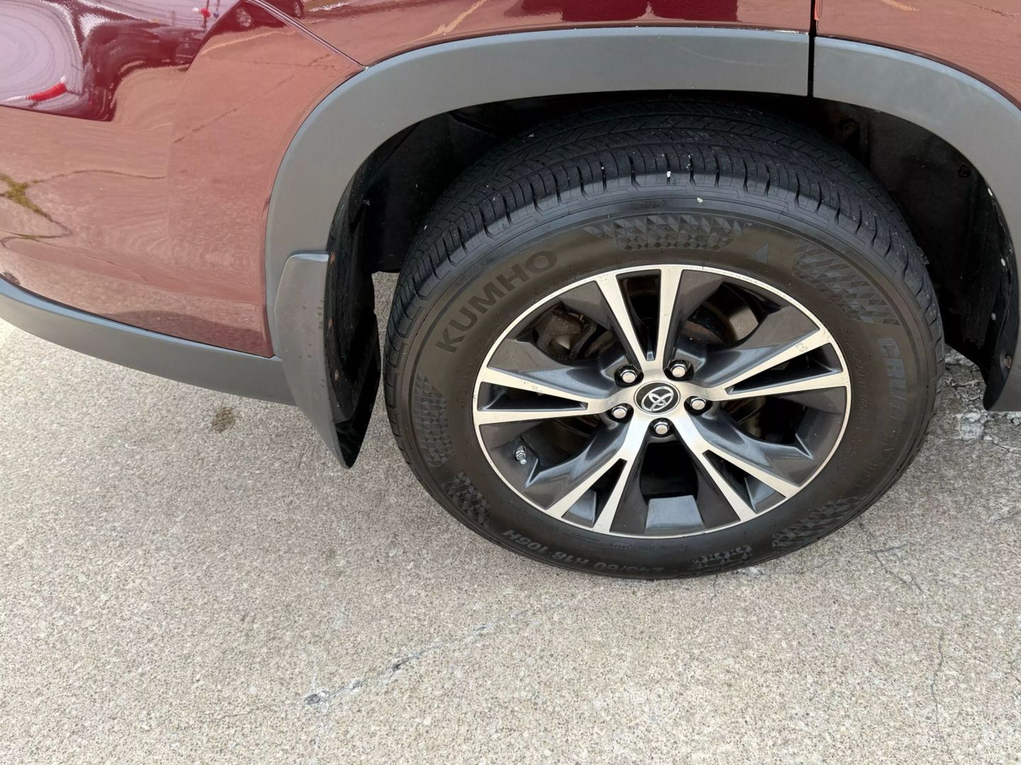 2019 Toyota Highlander - Image 42