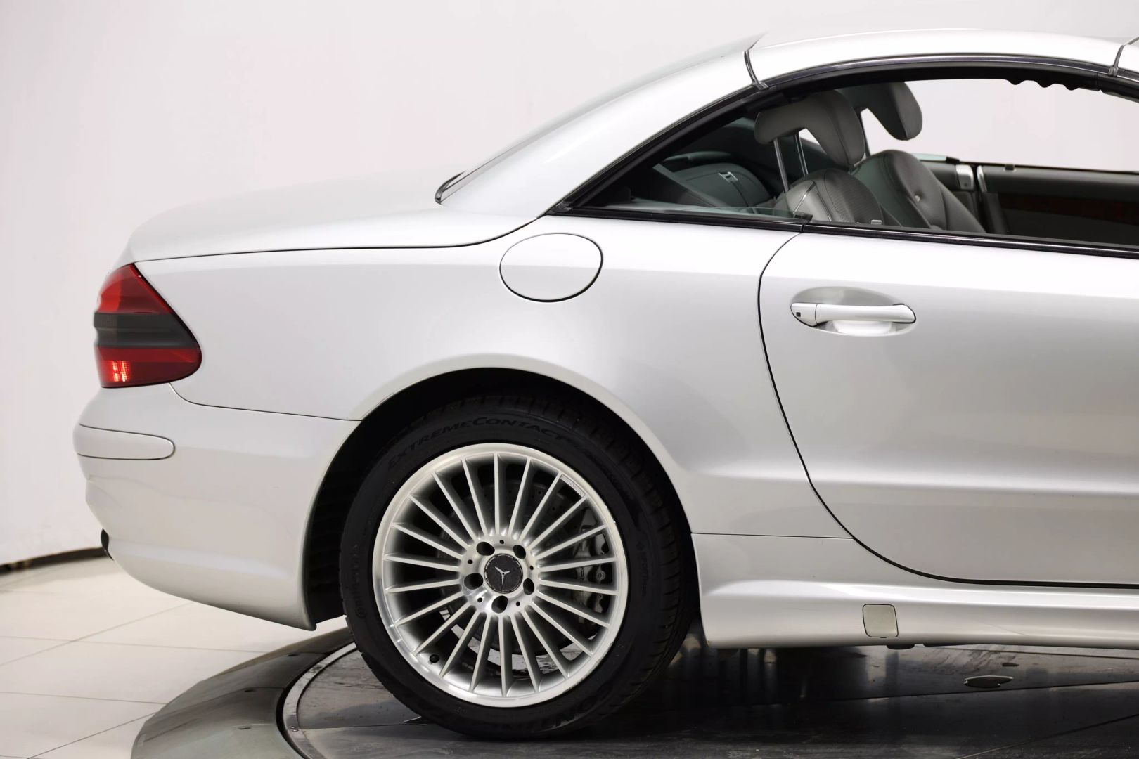 2004 Mercedes-benz Sl-class - Image 59