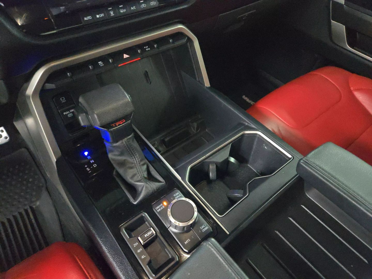 2023 Toyota Tundra Crewmax - Image 15