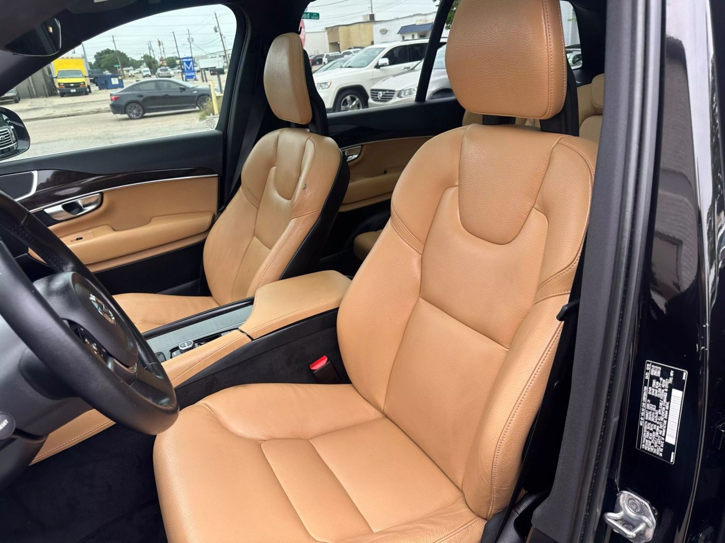 2017 Volvo Xc90 - Image 17