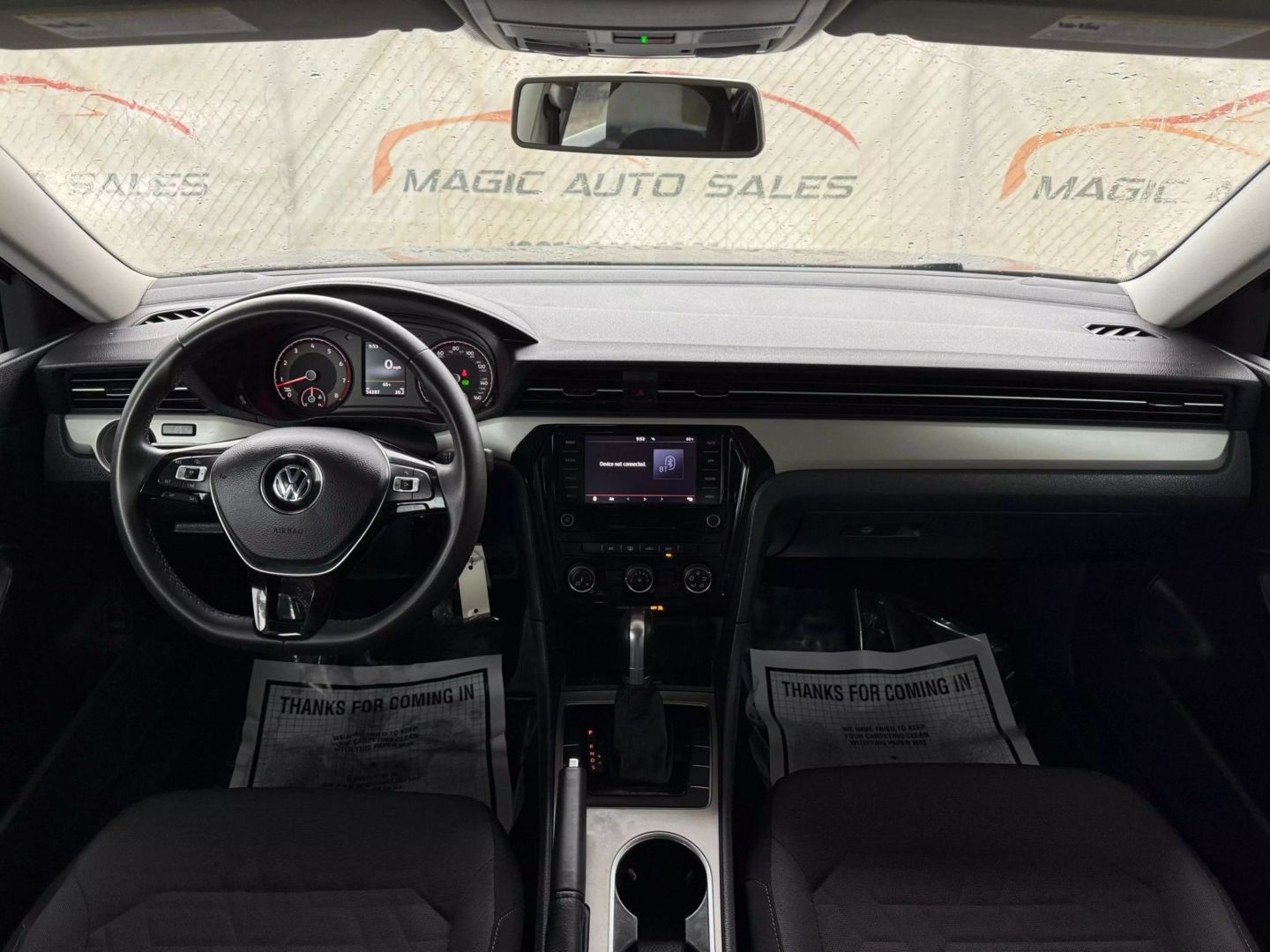 2021 Volkswagen Passat - Image 25