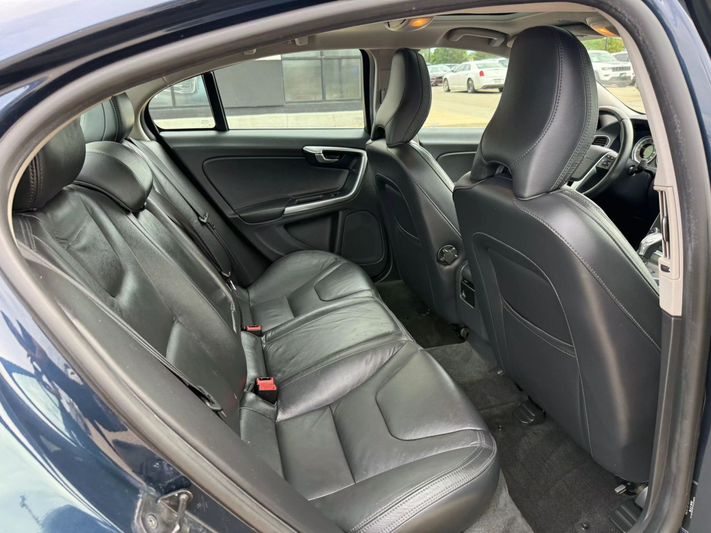 2013 Volvo S60 - Image 19