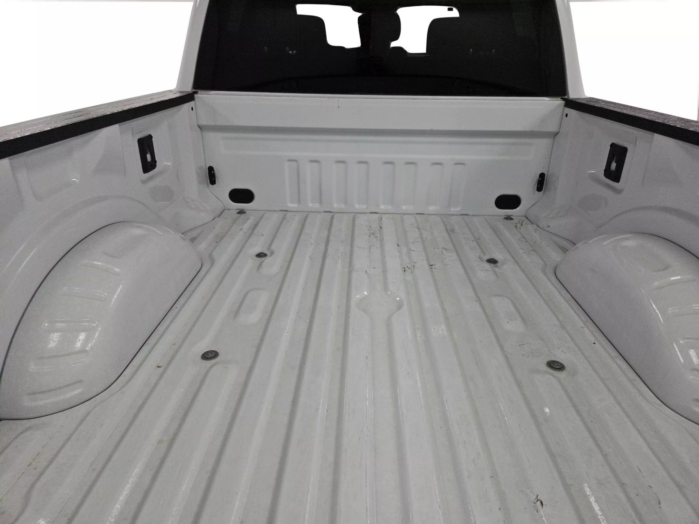 2023 Ford F350 Super Duty Crew Cab - Image 11