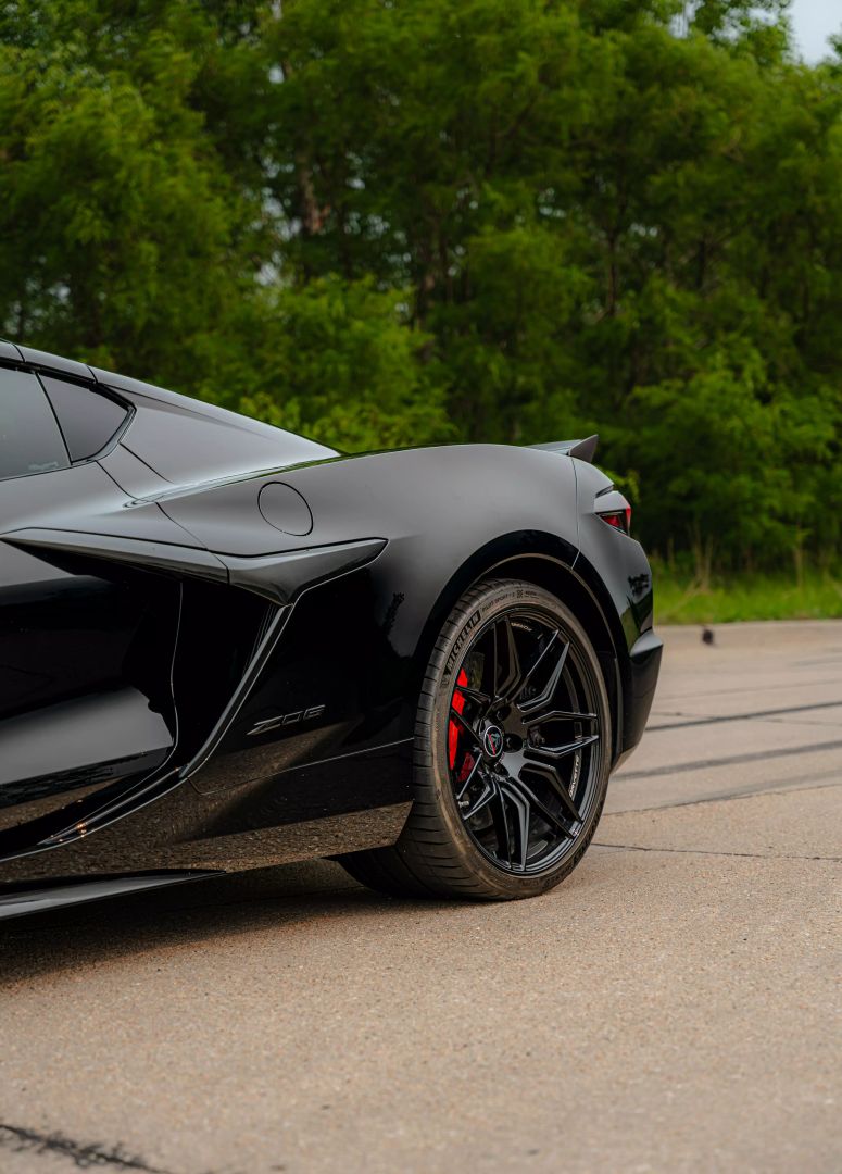 2023 Chevrolet Corvette - Image 10