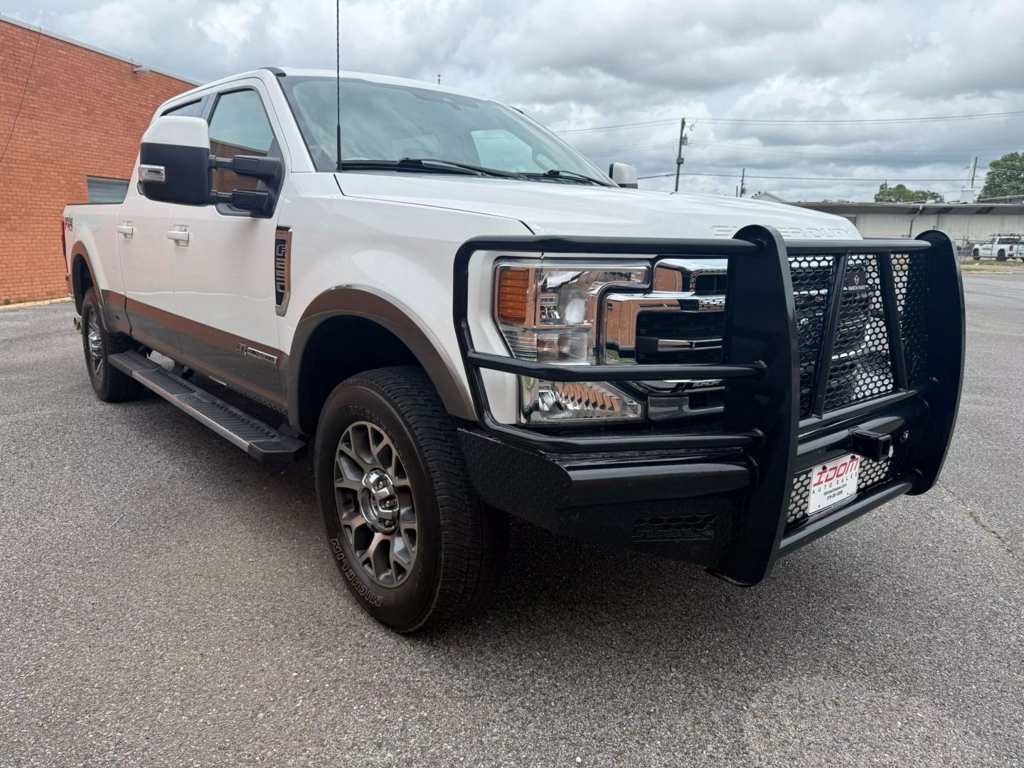 2021 Ford F250 Super Duty Crew Cab - Image 9