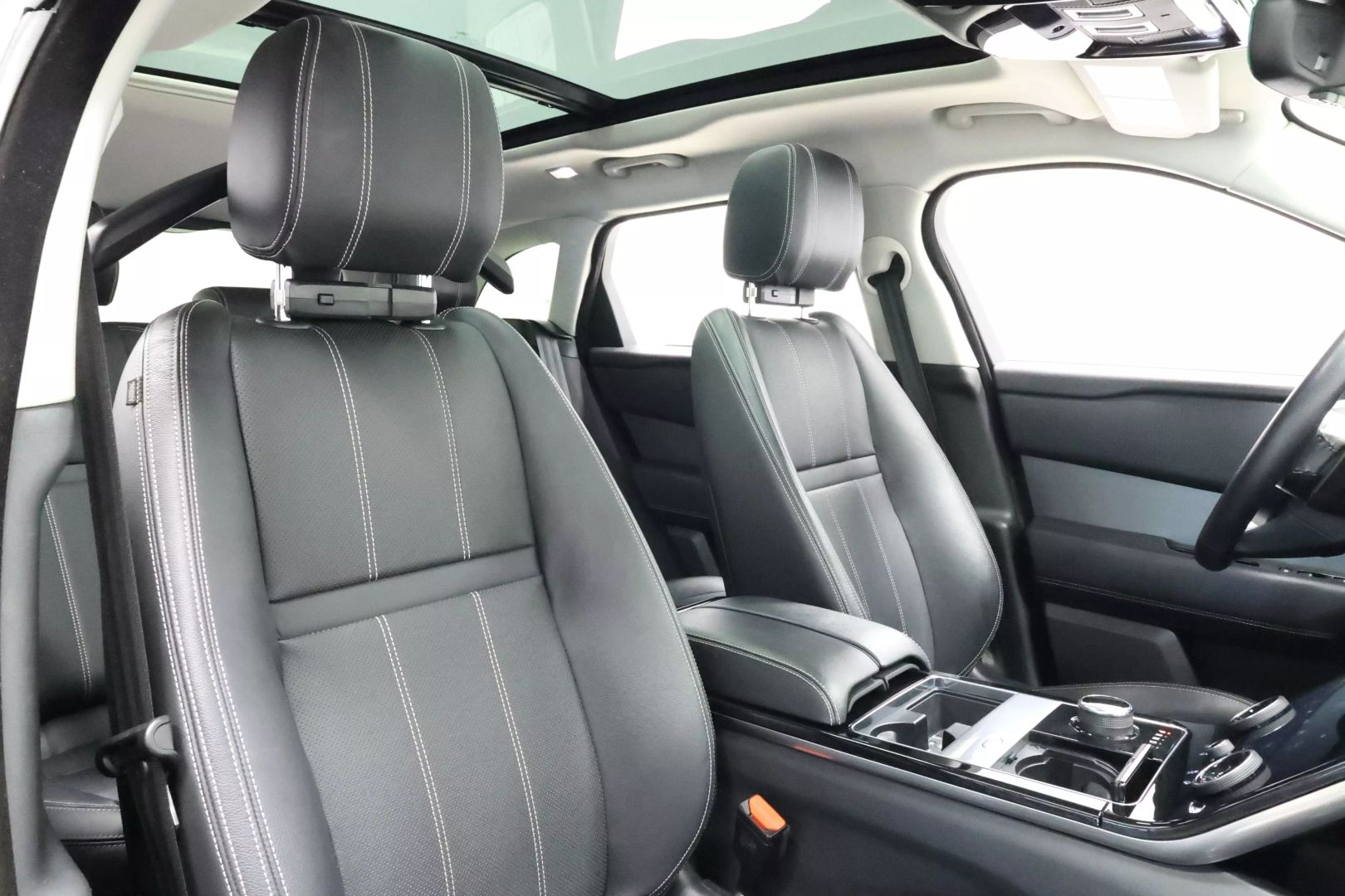 2019 Land Rover Range Rover Velar - Image 85