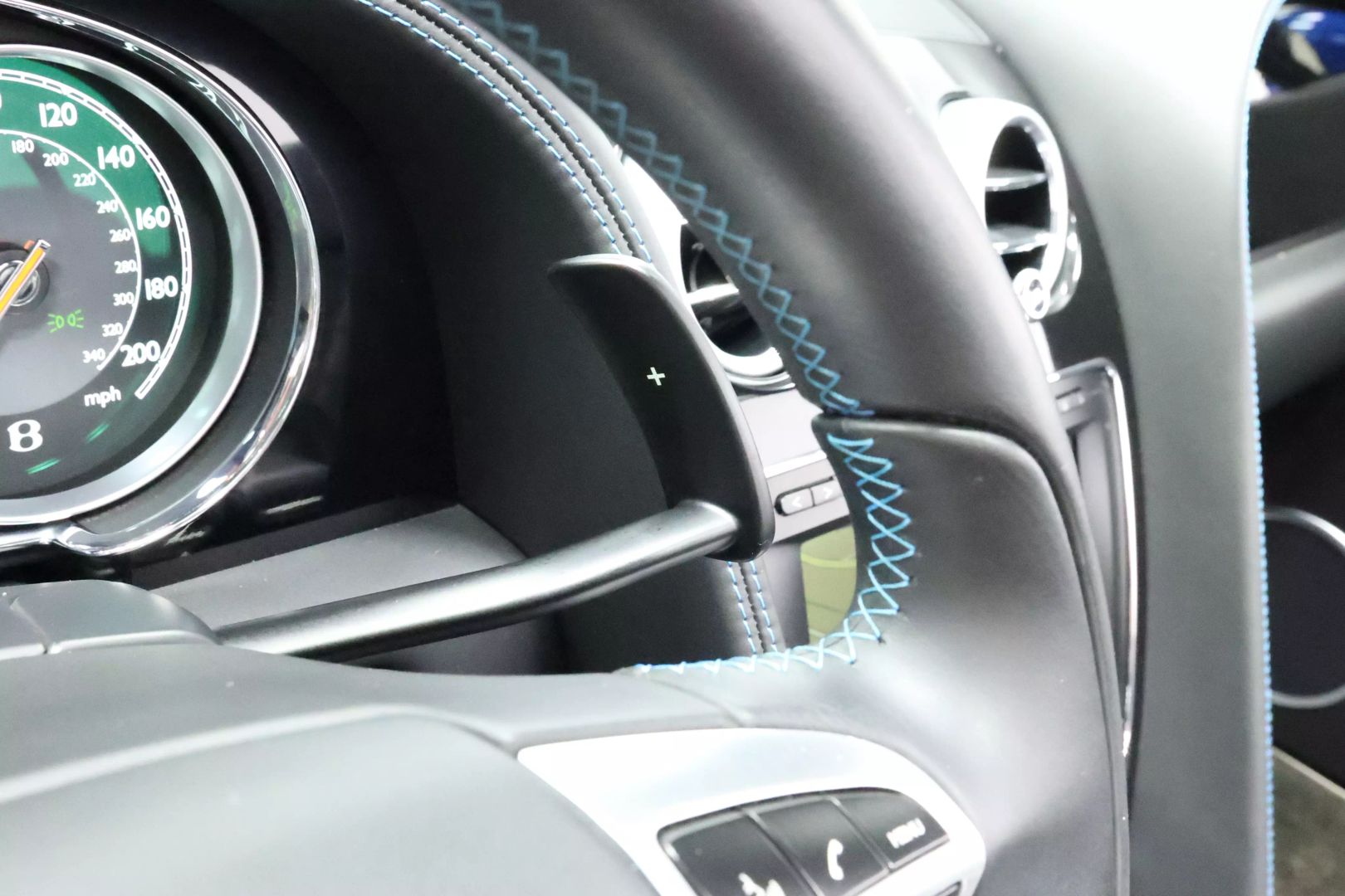 2014 Bentley Continental - Image 28