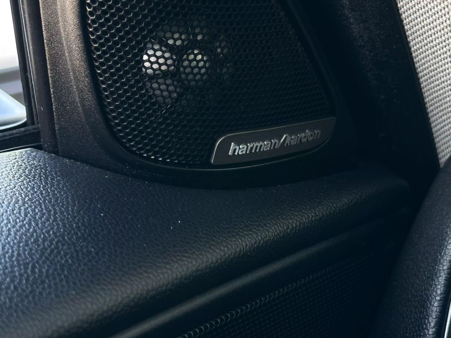 2017 Mini Countryman - Image 43