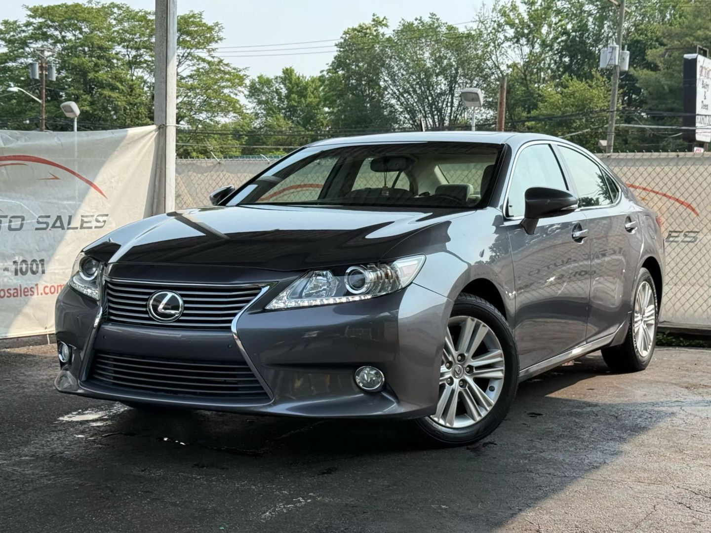 2014 Lexus Es - Image 1