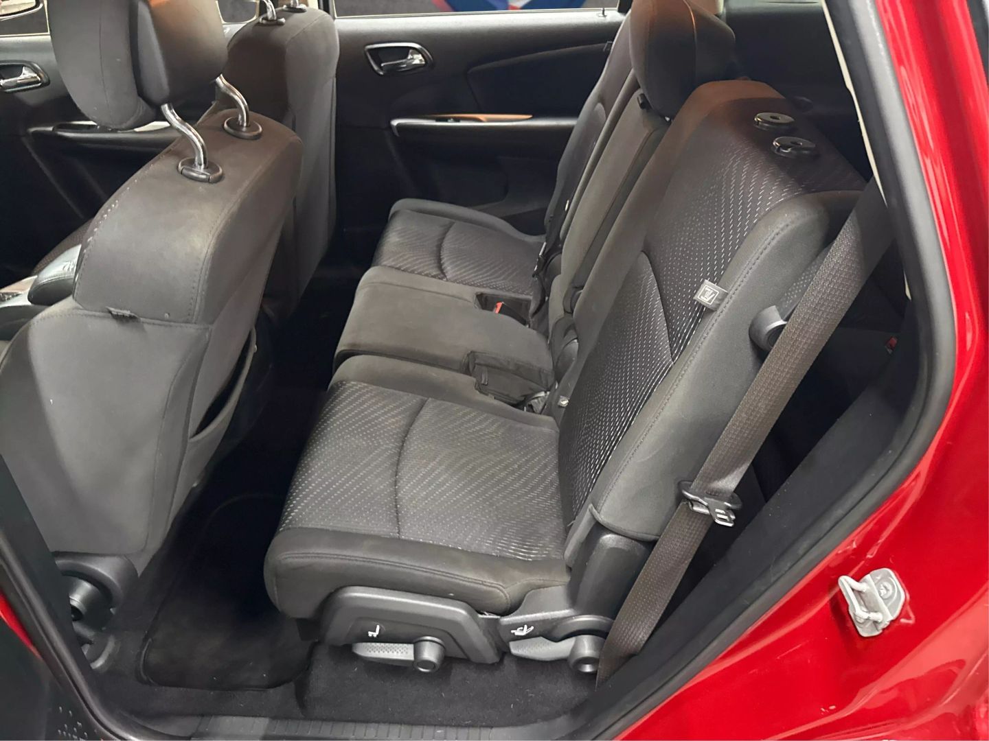 2018 Dodge Journey - Image 28