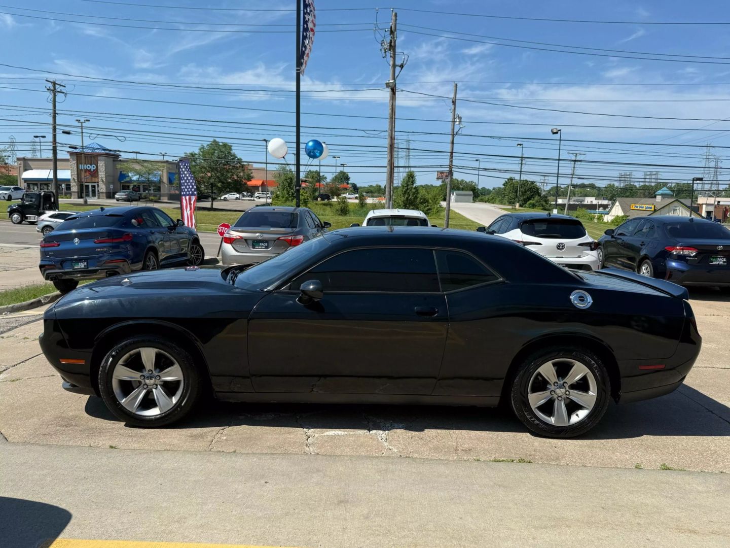 2018 Dodge Challenger - Image 7