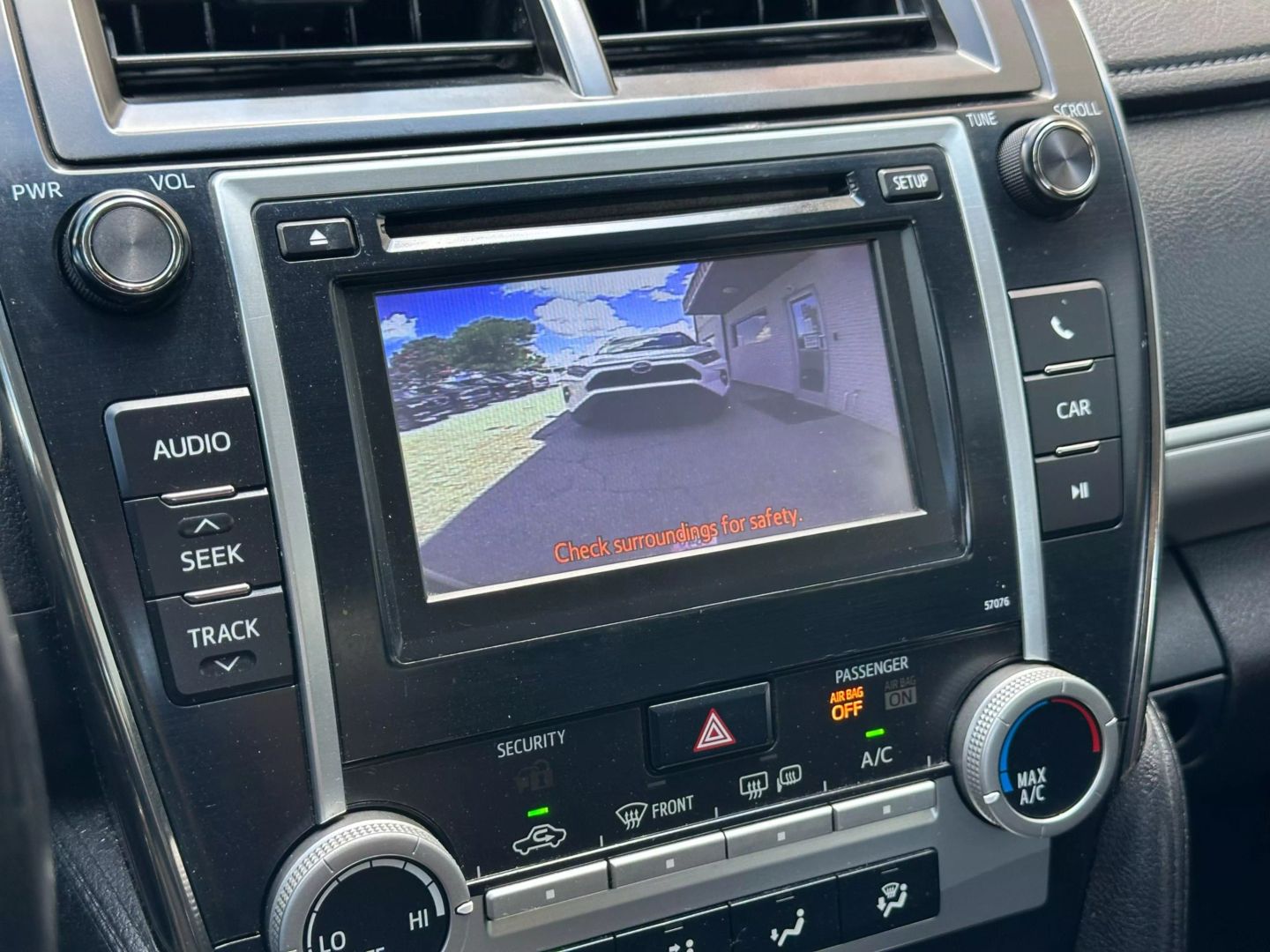 2014 Toyota Camry - Image 33