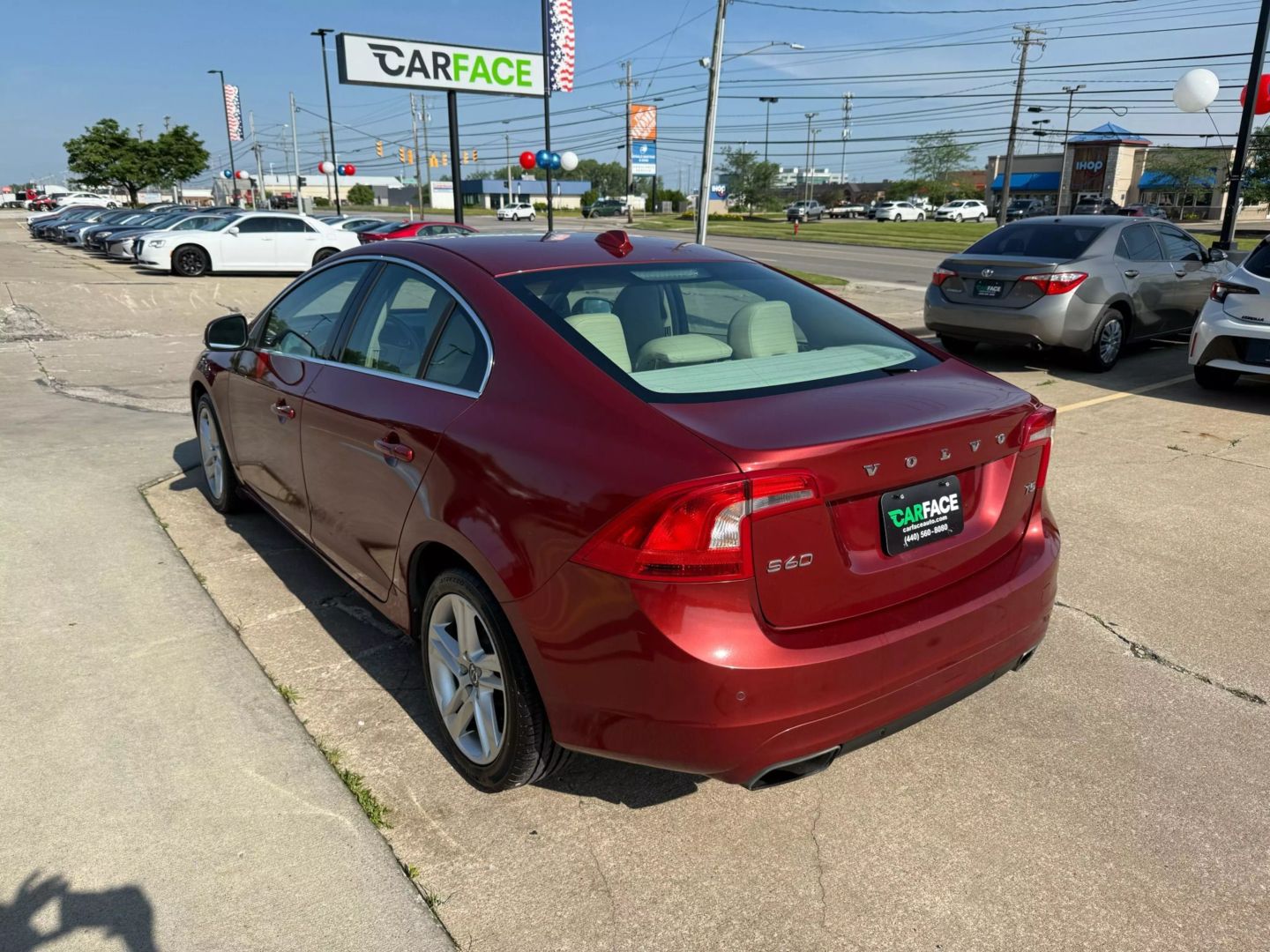 2015 Volvo S60 - Image 9