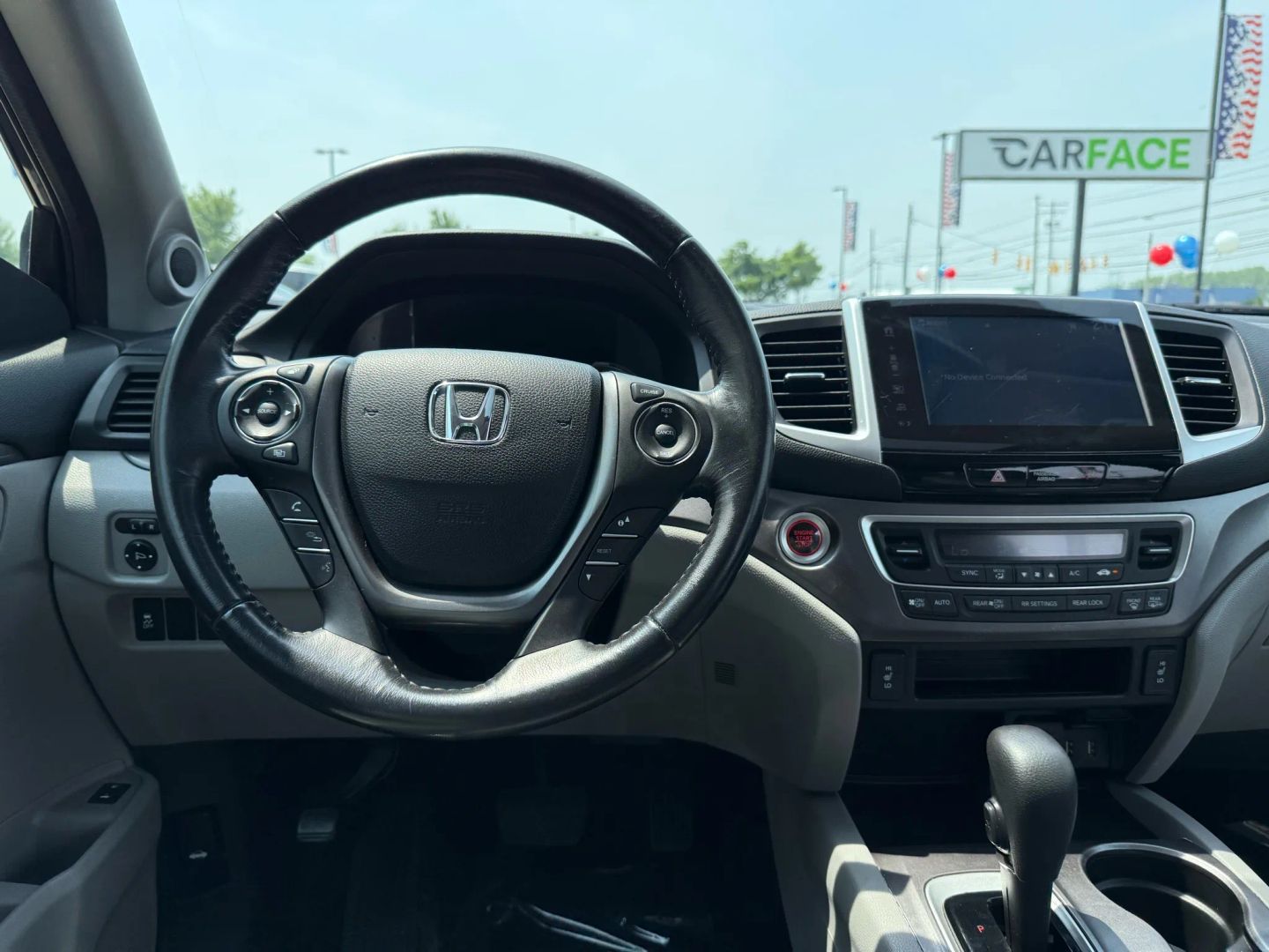 2017 Honda Pilot - Image 29
