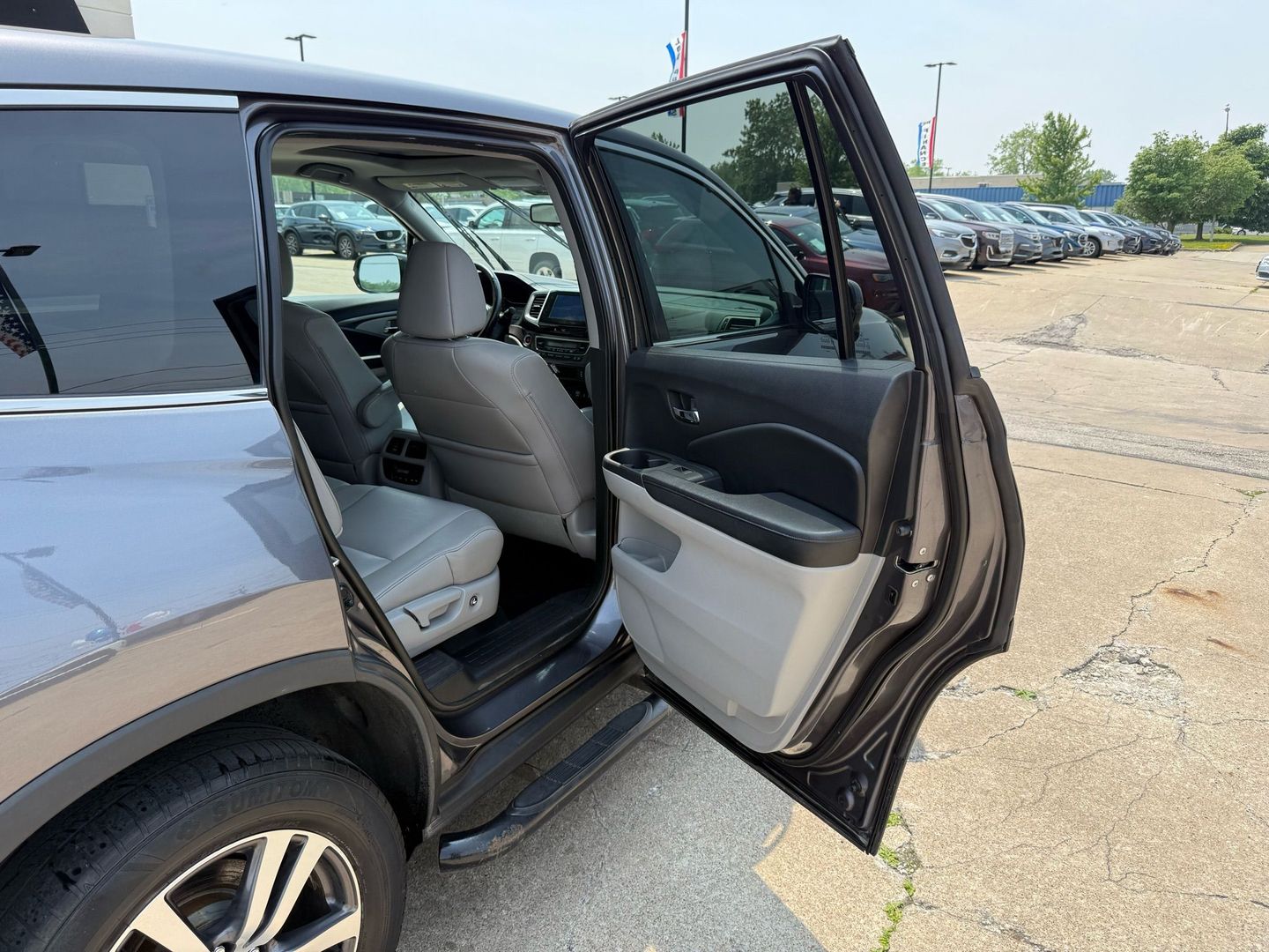 2017 Honda Pilot - Image 23
