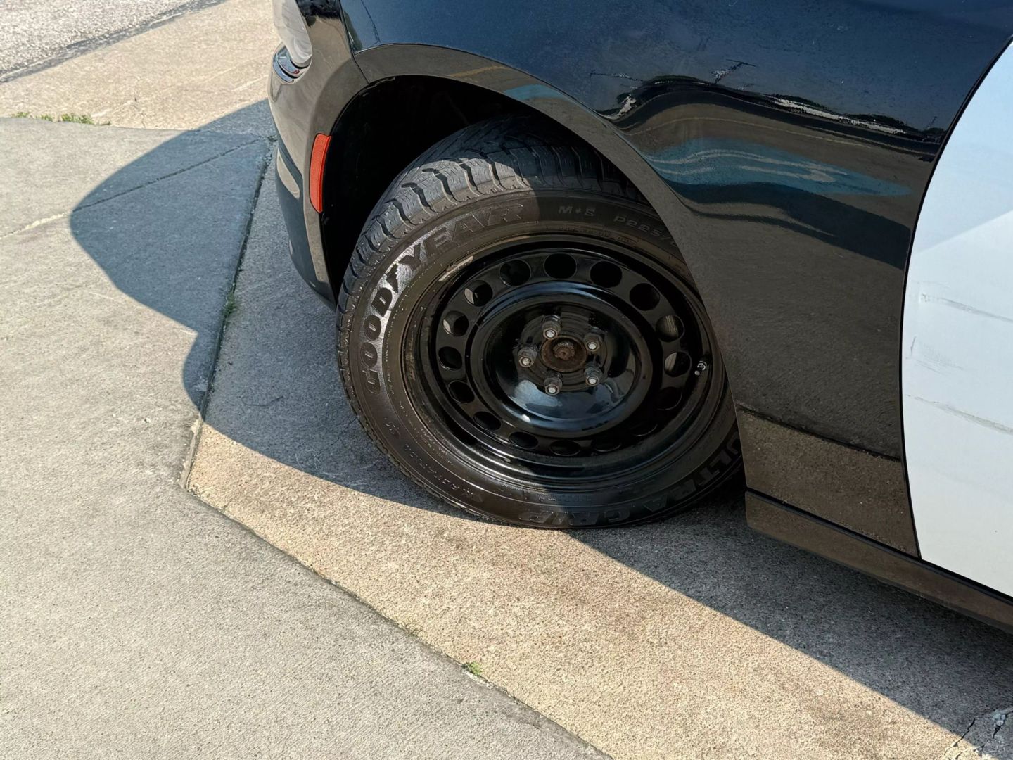 2021 Dodge Charger - Image 46