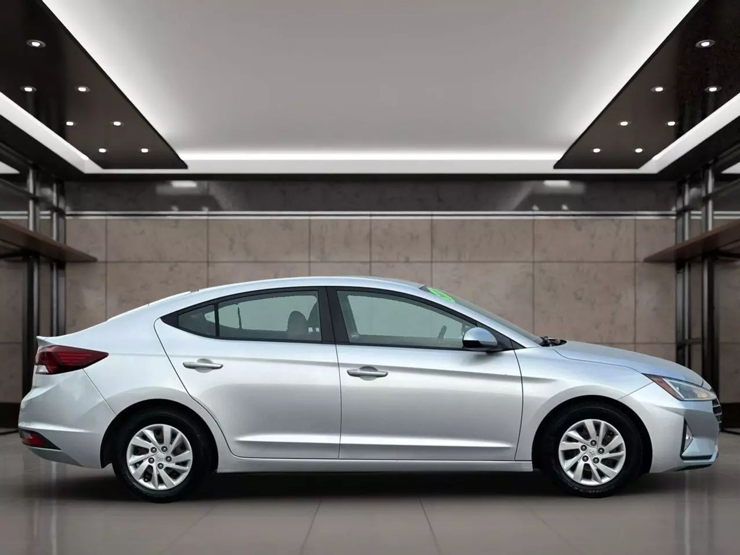 2019 HYUNDAI ELANTRA SEDAN 4-CYL, 2.0 LITER SE SEDAN 4D