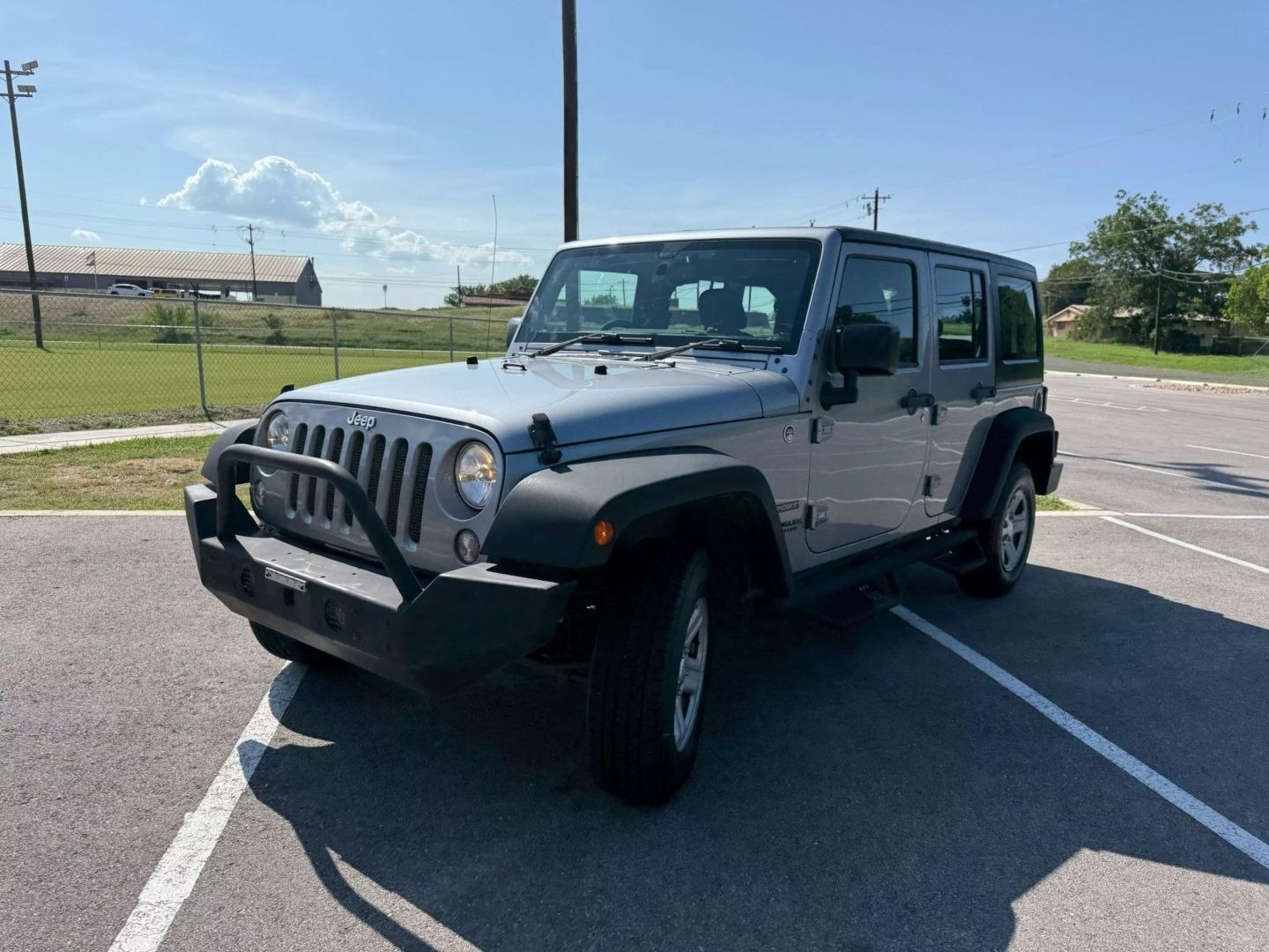 2015 Jeep Wrangler - Image 21