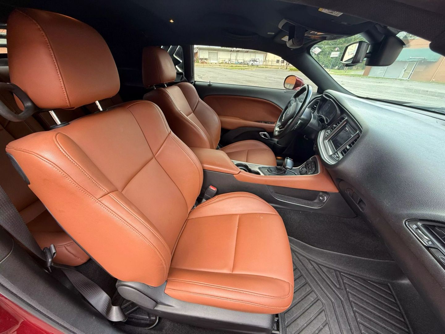 2021 Dodge Challenger - Image 13
