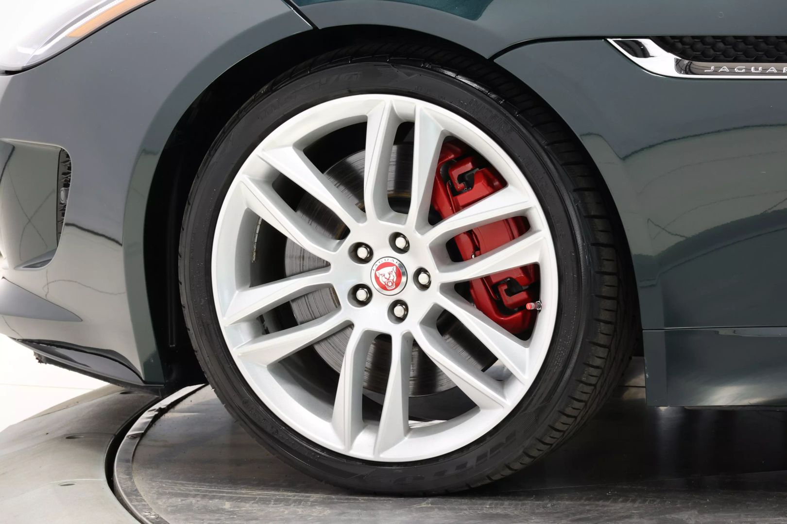 2015 Jaguar F-type - Image 79