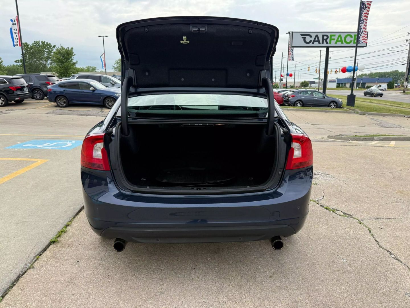 2013 Volvo S60 - Image 9
