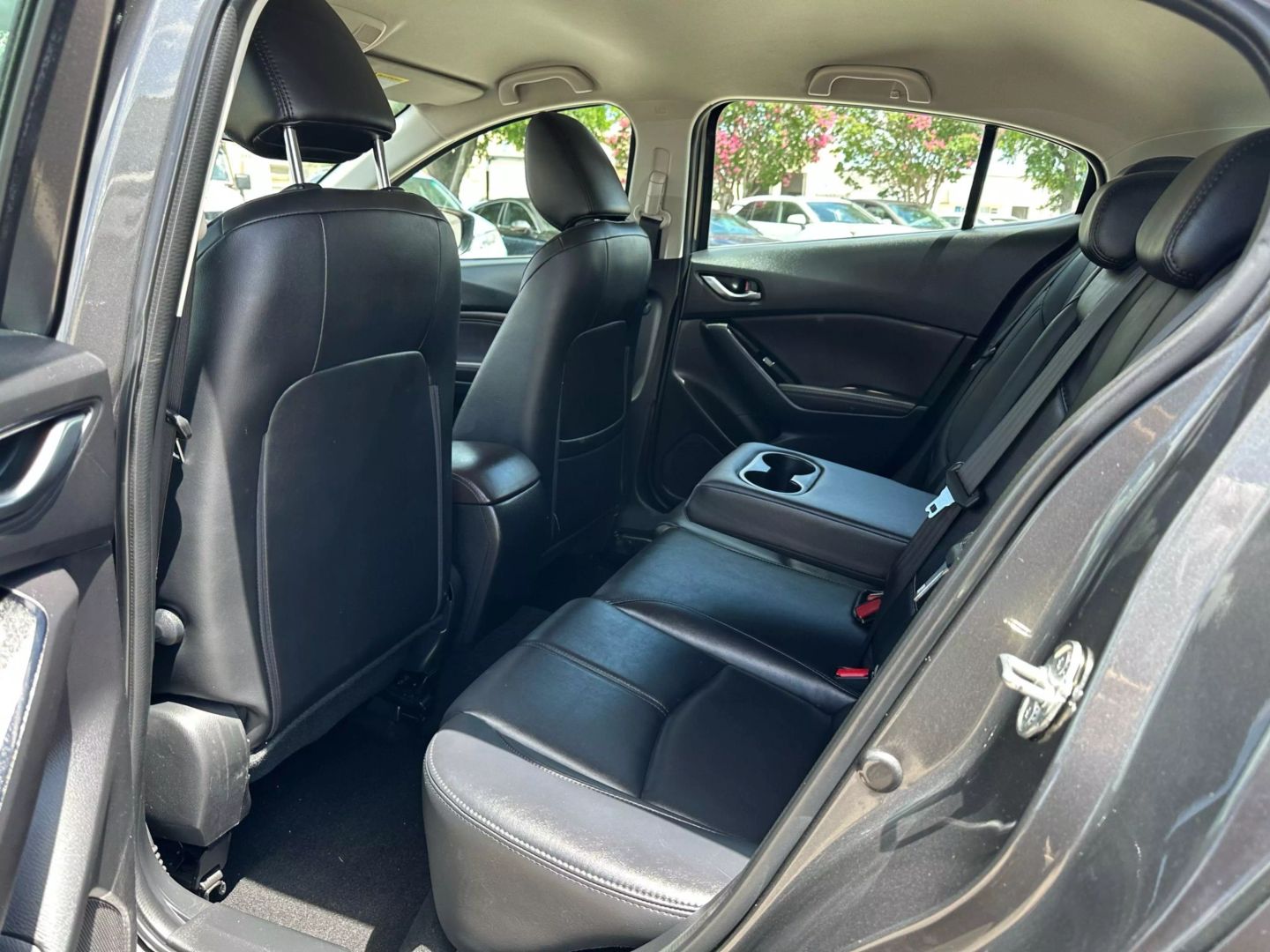 2018 Mazda Mazda3 - Image 16