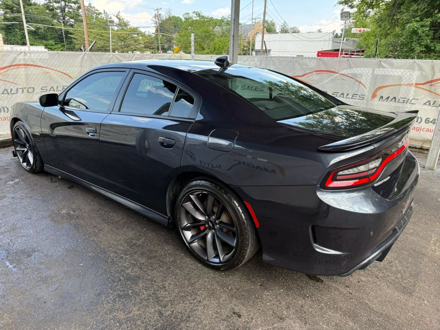 2019 Dodge Charger - Image 15