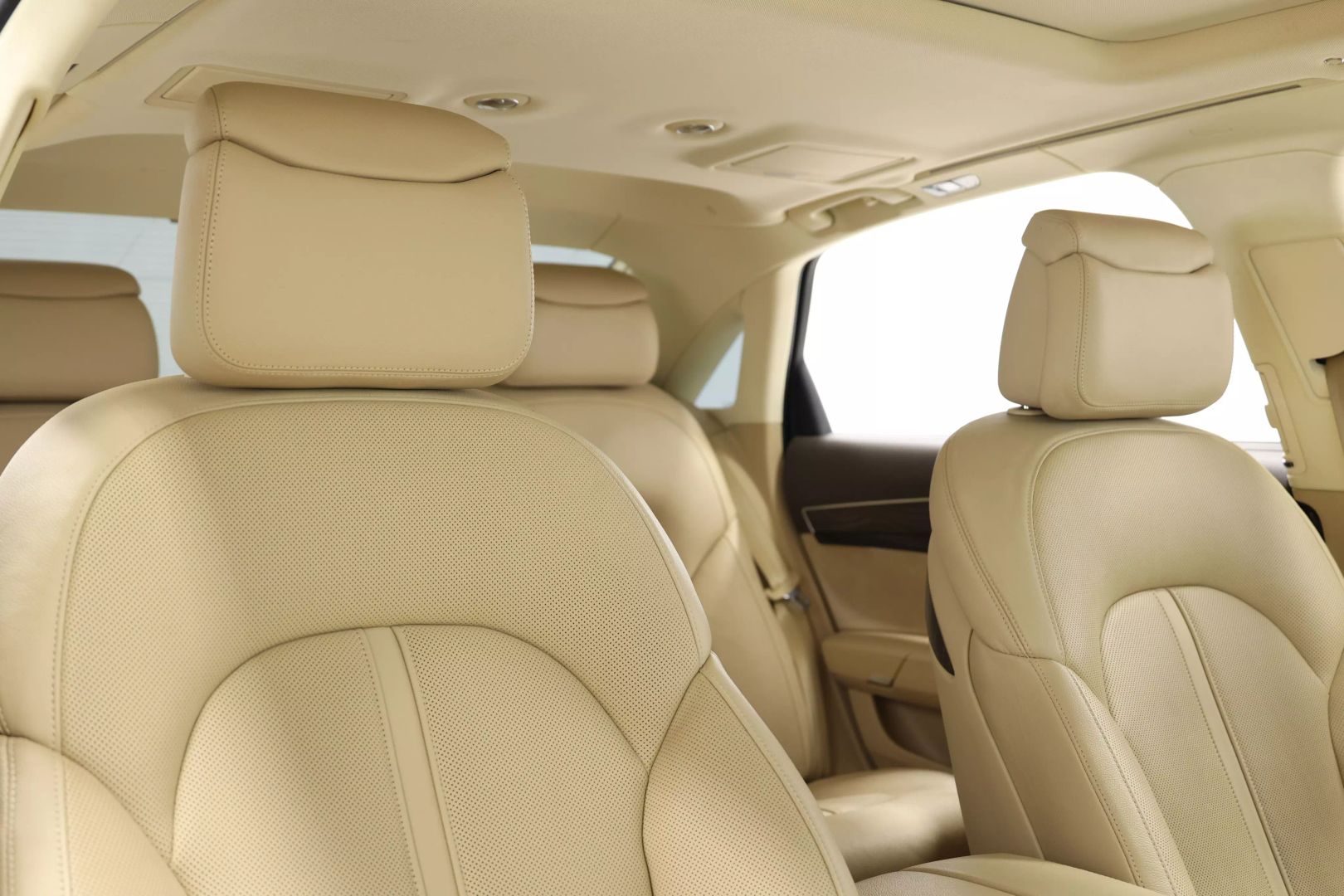 2015 Audi A8 - Image 99