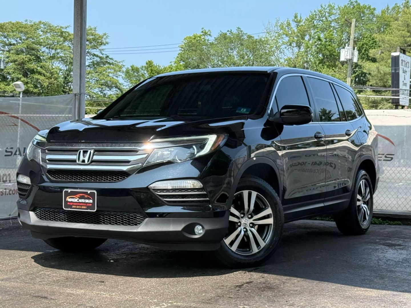 2018 Honda Pilot - Image 1