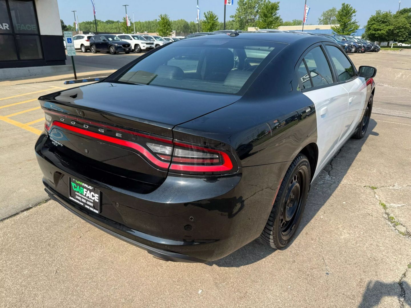 2021 Dodge Charger - Image 11