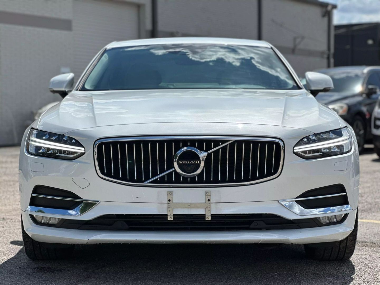 2018 Volvo S90 - Image 11