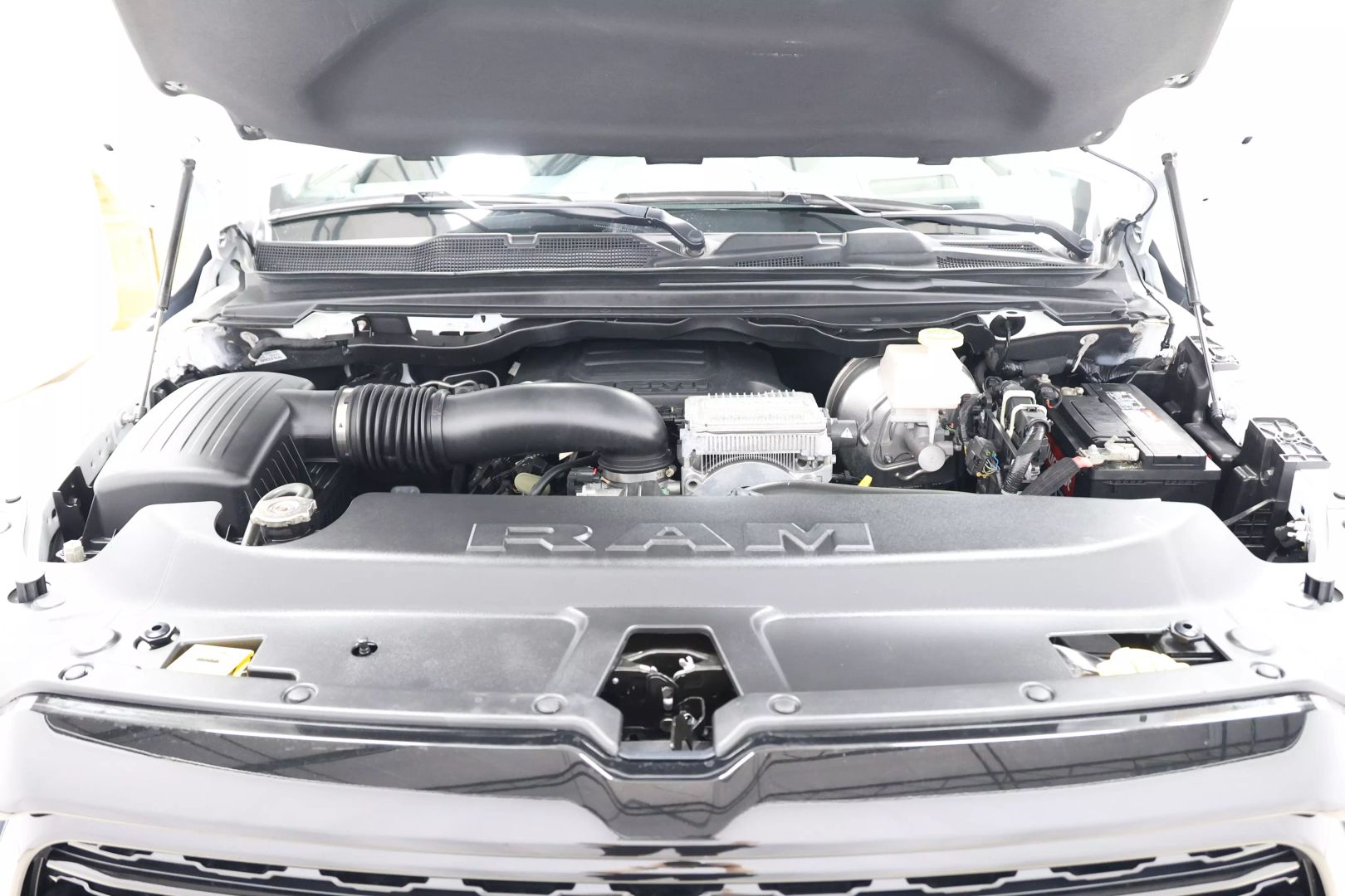 2023 Ram 1500 Crew Cab - Image 108