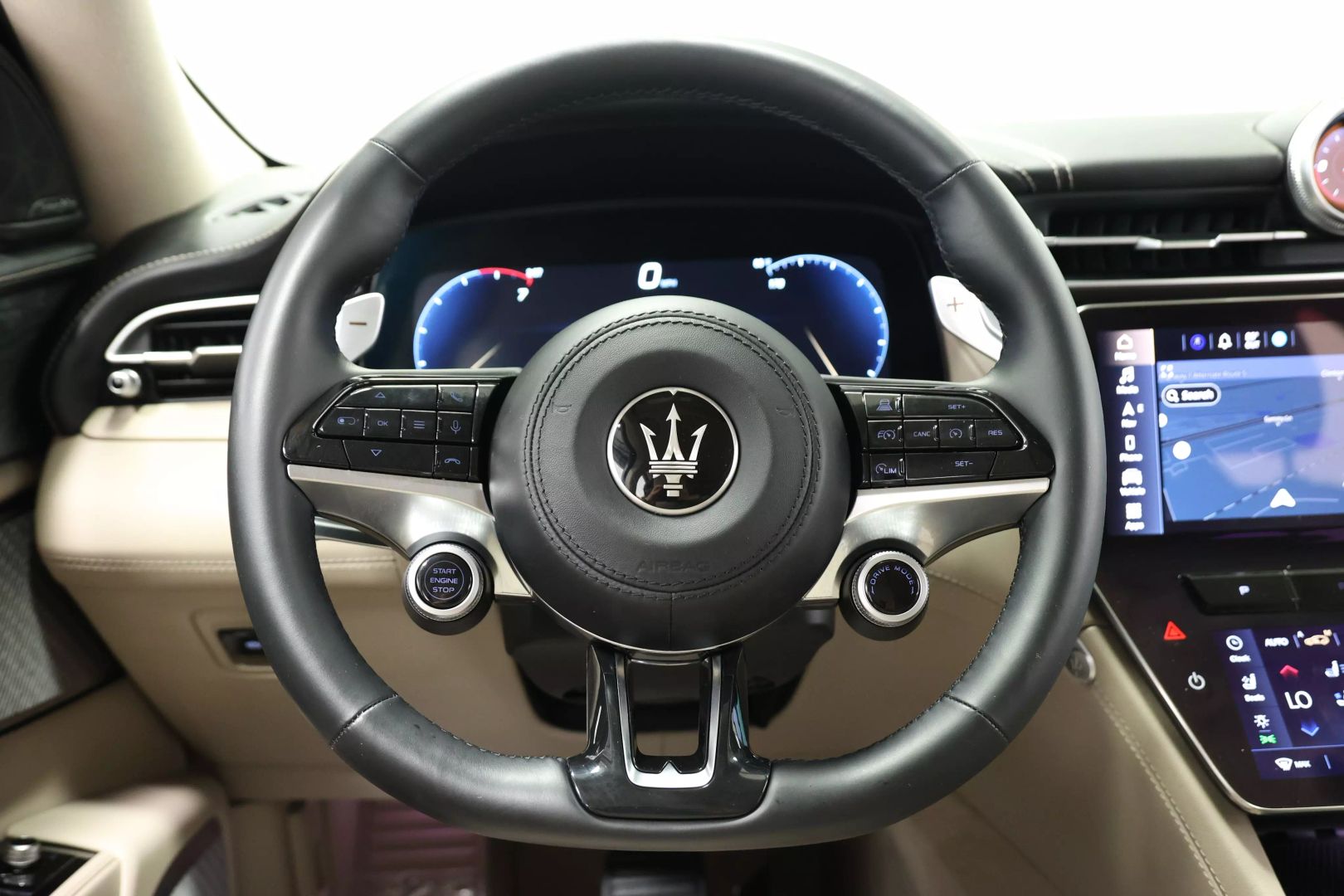 2023 Maserati Grecale - Image 23