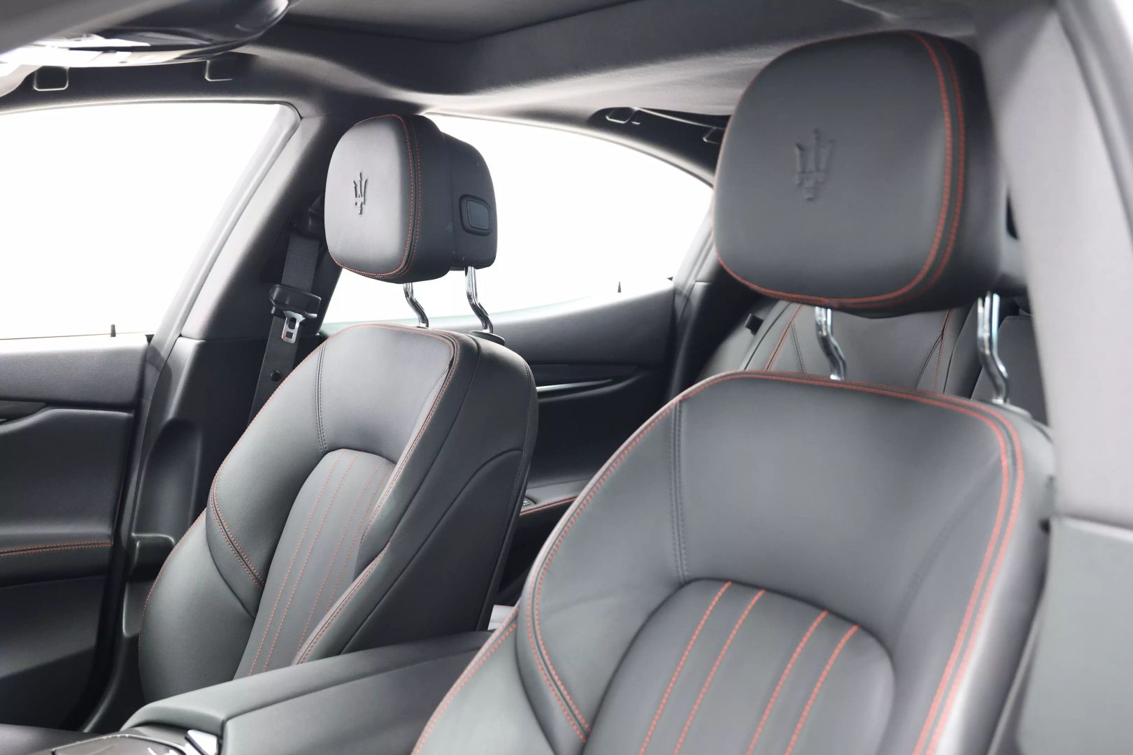 2020 Maserati Ghibli - Image 15