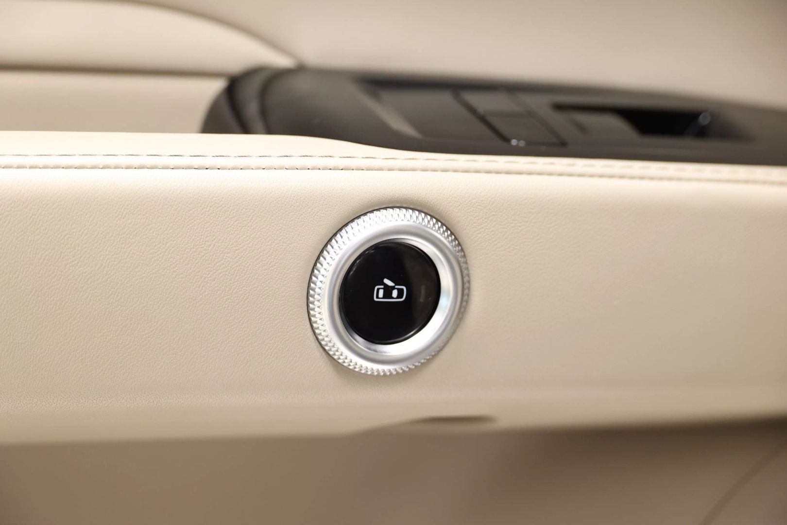 2023 Maserati Grecale - Image 51