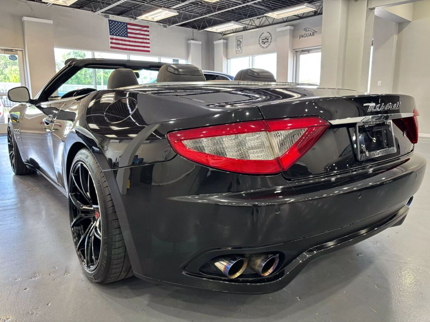 2010 Maserati Granturismo Convertible 2d - Image 13