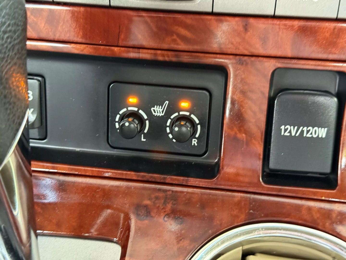 2013 Toyota Highlander - Image 28
