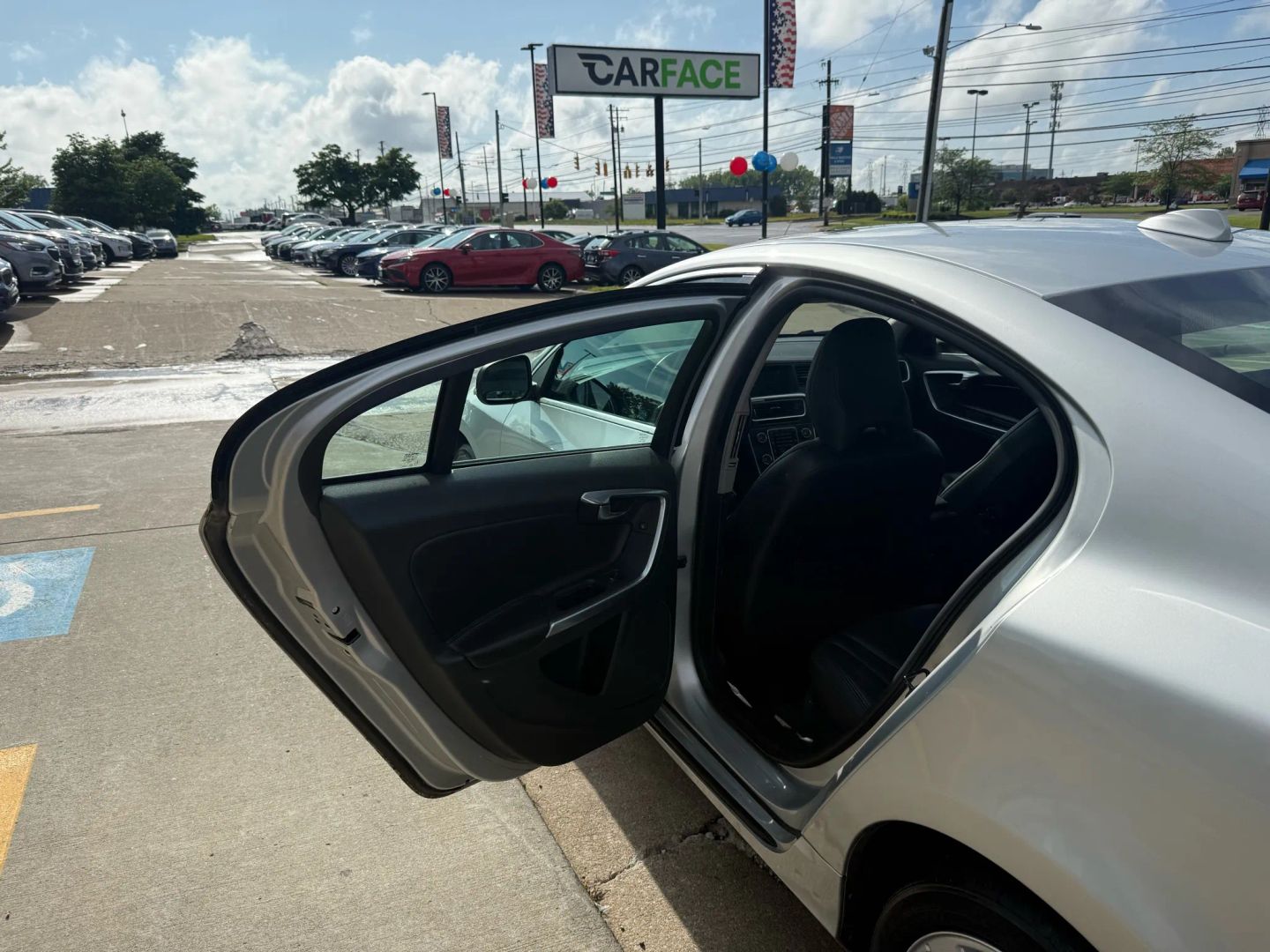 2012 Volvo S60 - Image 12